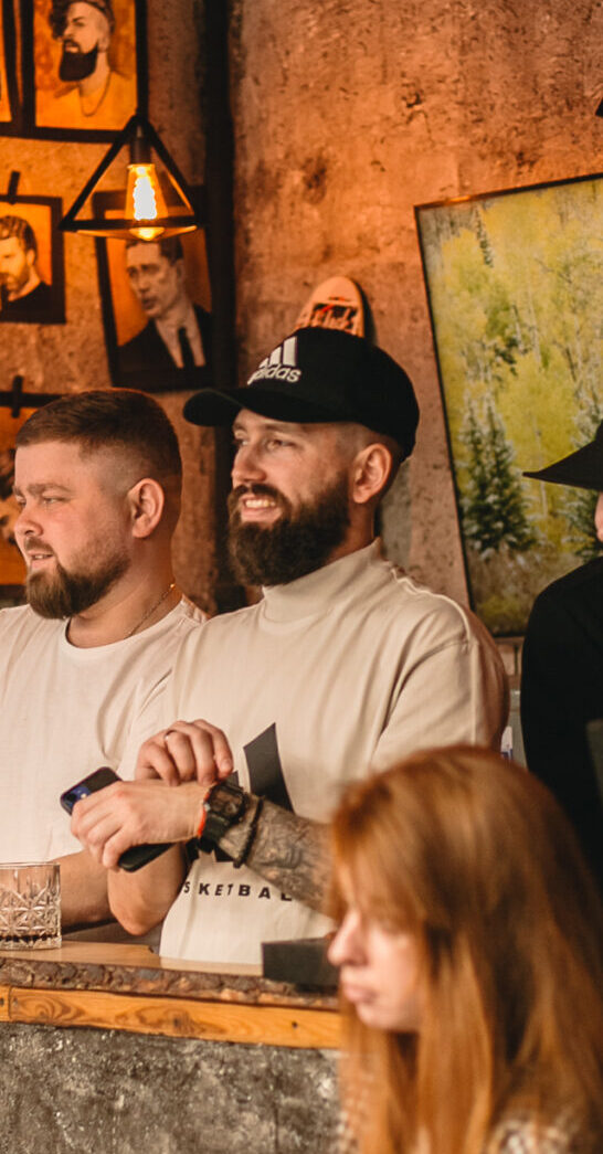 Alex Barber 1 2U3B7783 scaled e1763075109109 Craft Barbers Studio